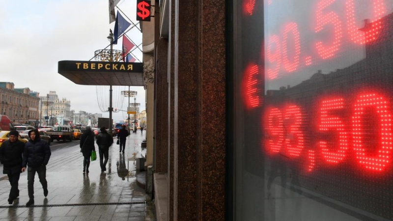 Экономист рассказал, как хранить сбережения, чтобы избежать инфляции