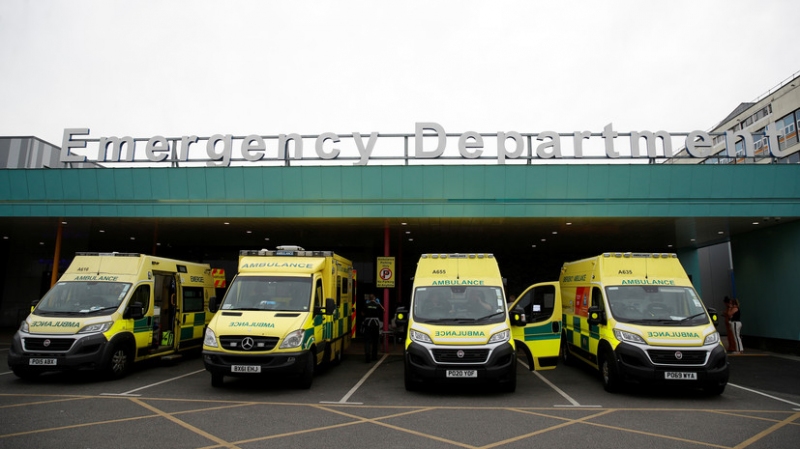 В Британии за сутки выявили более 37 тысяч случаев коронавируса