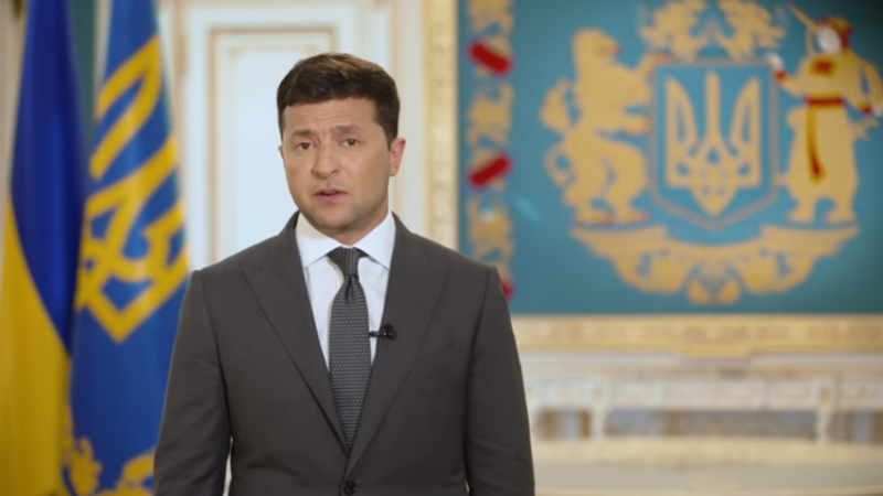 Экс-комик Зеленский внёс 32 российских актёра в список невъездных на Украину